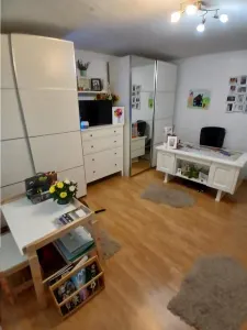 Decomandat cu centrala propie, 42 mp, etaj 3 din 4 - Timisoara