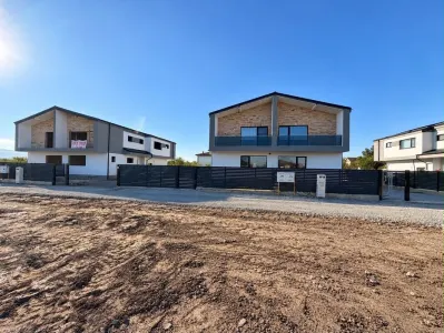 Casă 4 camere Jucu de Mijloc - poza 4
