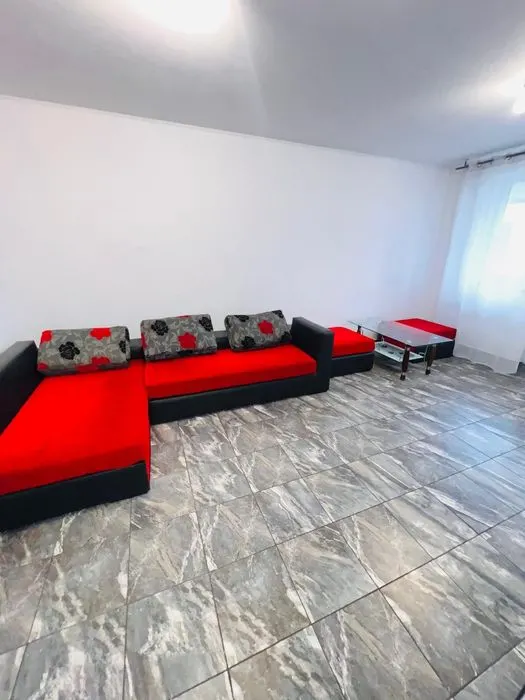 Apartament 3 camere Brăila - poza 1