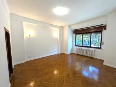 Apartament 4 camere București - poza 2