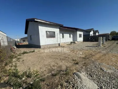 Duplex parter - zona buna - 3 bai - posibilitate alegere finisaje - Mosnita Noua