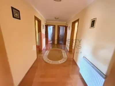 Casă 10 camere Bran - poza 30