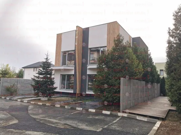 Casă 4 camere Ostratu - poza 11