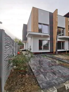 Casă 4 camere Ostratu - poza 14