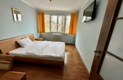 Torontalului, 2 Camere de Inchiriat, Etaj 2, Semidecomandat - Timisoara