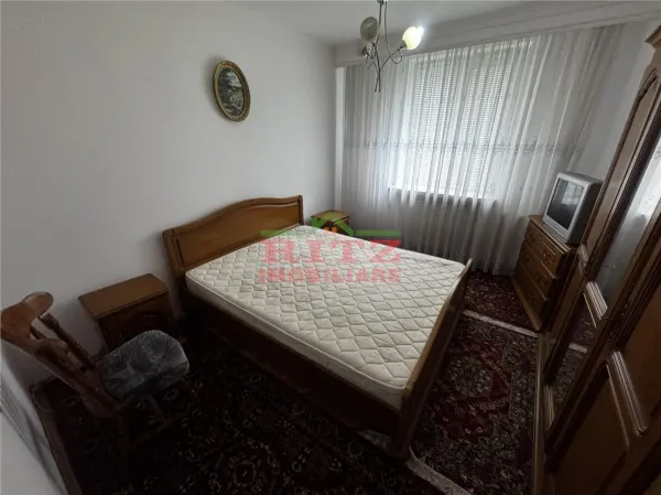 Apartament 4 camere Slatina - poza 4