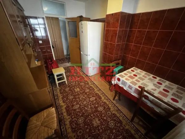 Apartament 4 camere Slatina - poza 5