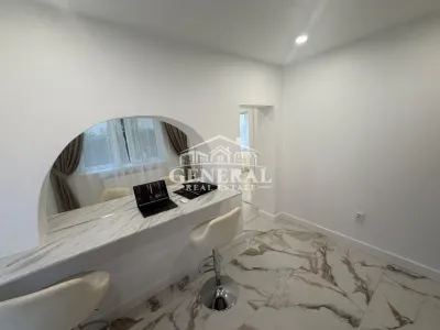 De vanzare ap. 4 camere 135m situat centrul orasului Baia Mare Renovat - Baia Mare