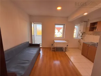 Apartament 3 camere, scara interioara-zona Garii - Brasov