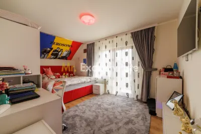 Casă 5 camere Pitești - poza 27