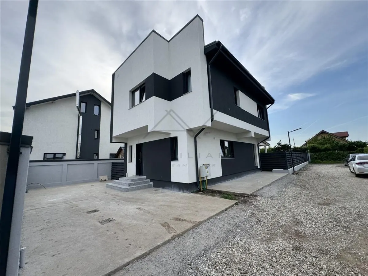 Casă 4 camere Bragadiru - poza 1