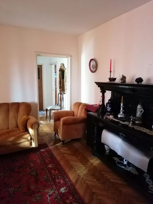 Apartament 3 camere București - poza 1