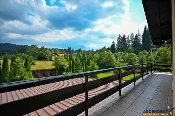 Casă 5 camere Brașov - poza 24