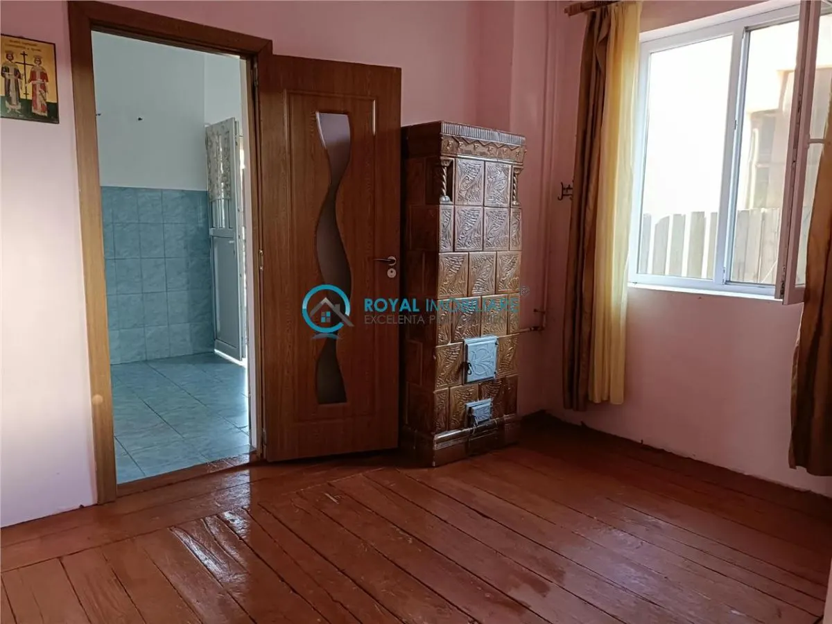 Casă 3 camere Ploiești - poza 1