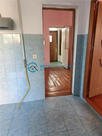 Casă 3 camere Ploiești - poza 4
