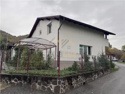 Casă 4 camere Baia Mare - poza 14
