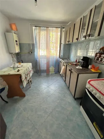 Apartament 3 camere Brăila - poza 1