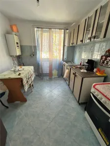 Liber ! 3 camere  confort 1 Hipodrom- Microhala - Braila