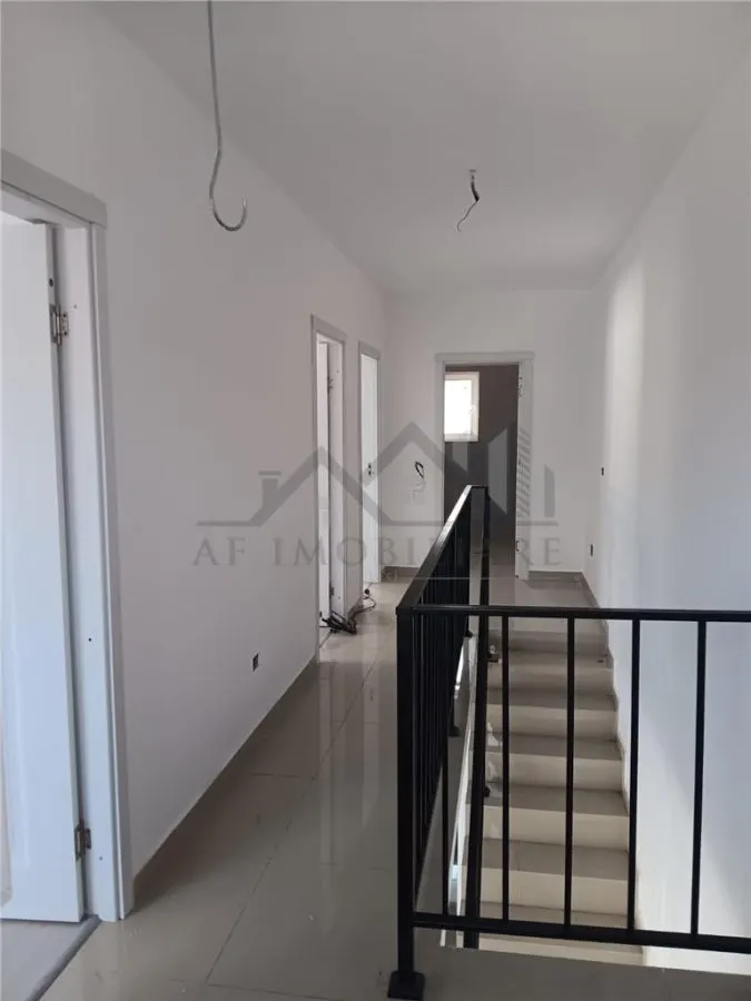 Casă 4 camere Iași - poza 1