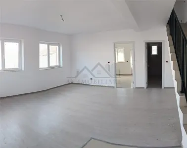 Casă 4 camere Iași - poza 3