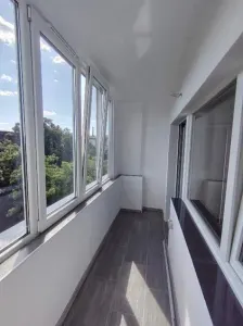 Vânzare Garsonieră 42 Mp Vitan Mall Complet Renovată Instalații Schimbate Mobila - Bucuresti
