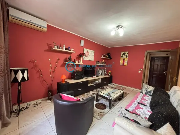Apartament 3 camere Ploiești - poza 2