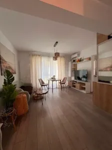 Vanzare Apartament 2 Camere cu Curte Proprie - Titan Nou | - Bucuresti