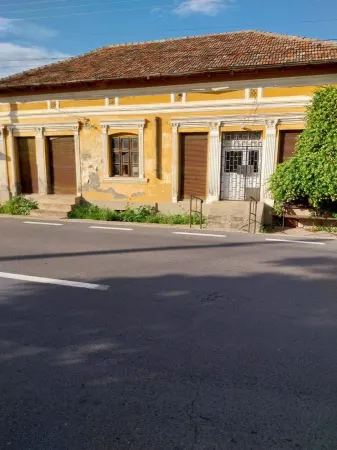 Casă 5 camere Izimsa - poza 1
