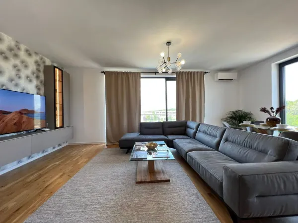 Apartament 4 camere București - poza 2