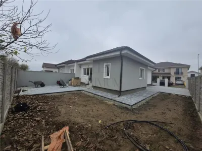 Casă 4 camere Moșnița Nouă - poza 3