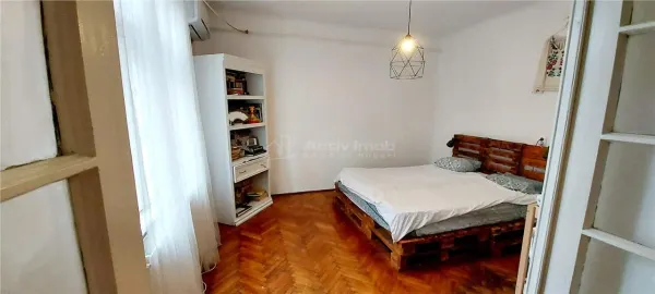 Casă 4 camere București - poza 2