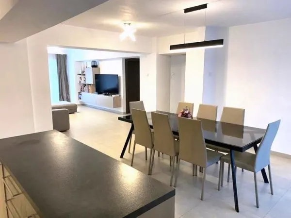 Apartament 4 camere București - poza 1