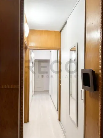 Apartament 3 camere Oradea - poza 4