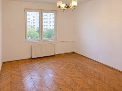 Vanzare Apartament 3 Camere Calea Vitan Bloc Solid 1987 5 Min Metrou Mihai Bravu - Bucuresti