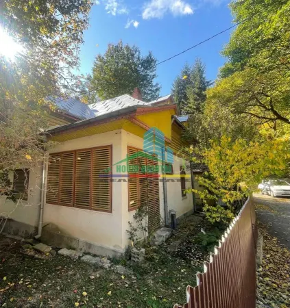 Casă 4 camere Lepsa - poza 1