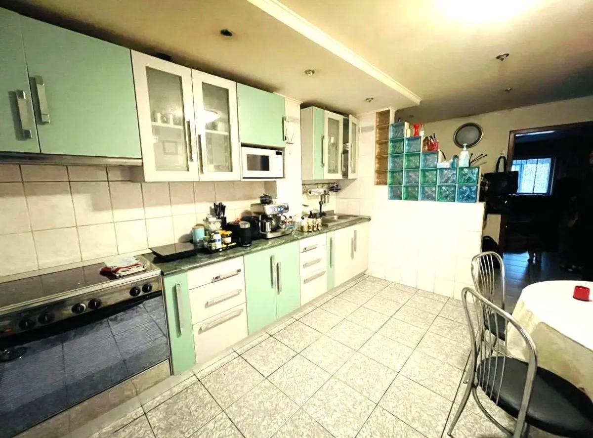 Apartament 4 camere București - poza 1