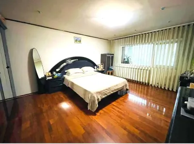 Apartament 4 camere București - poza 2