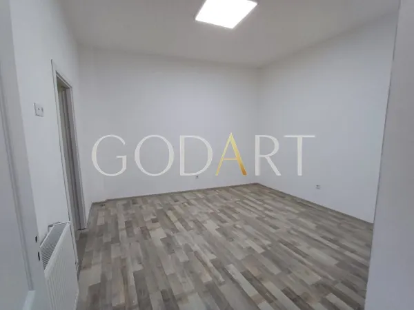 Casă 4 camere București - poza 1