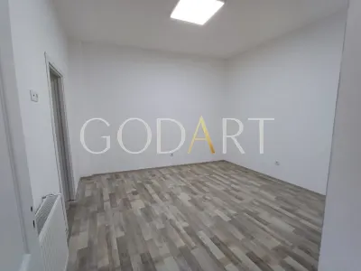 Casă 4 camere București - poza 1