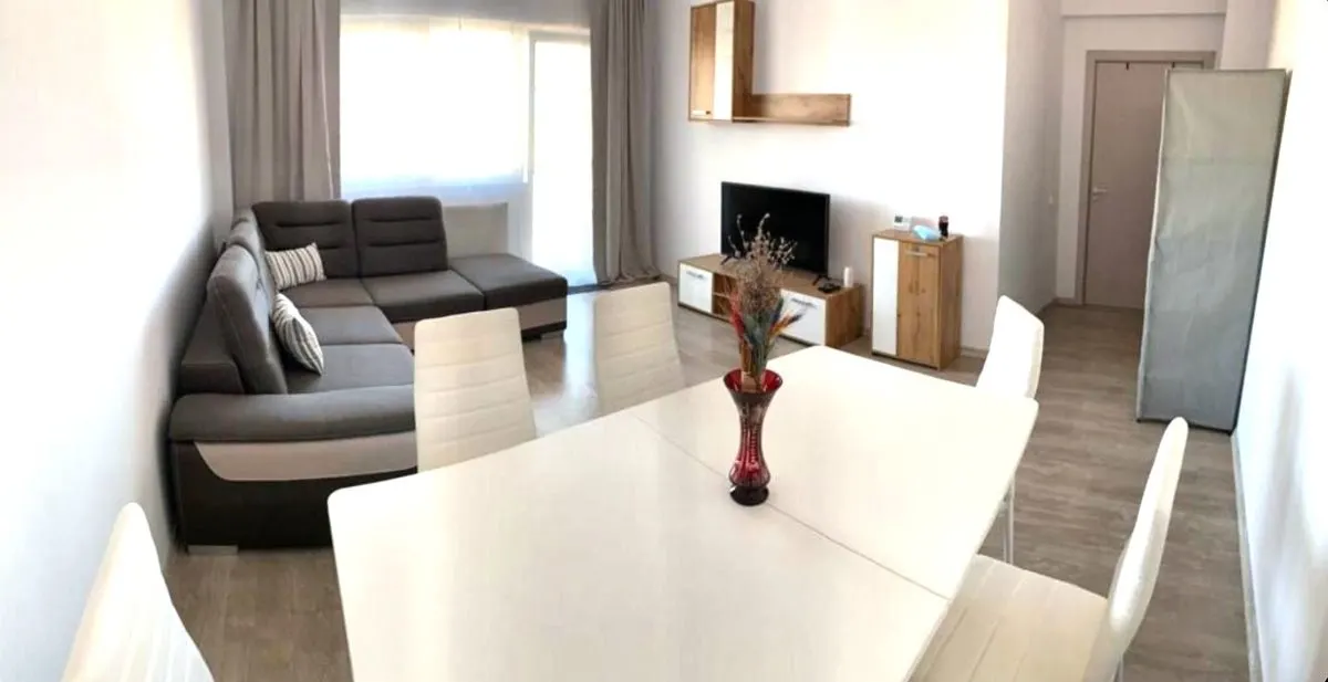 Apartament 3 camere București - poza 1