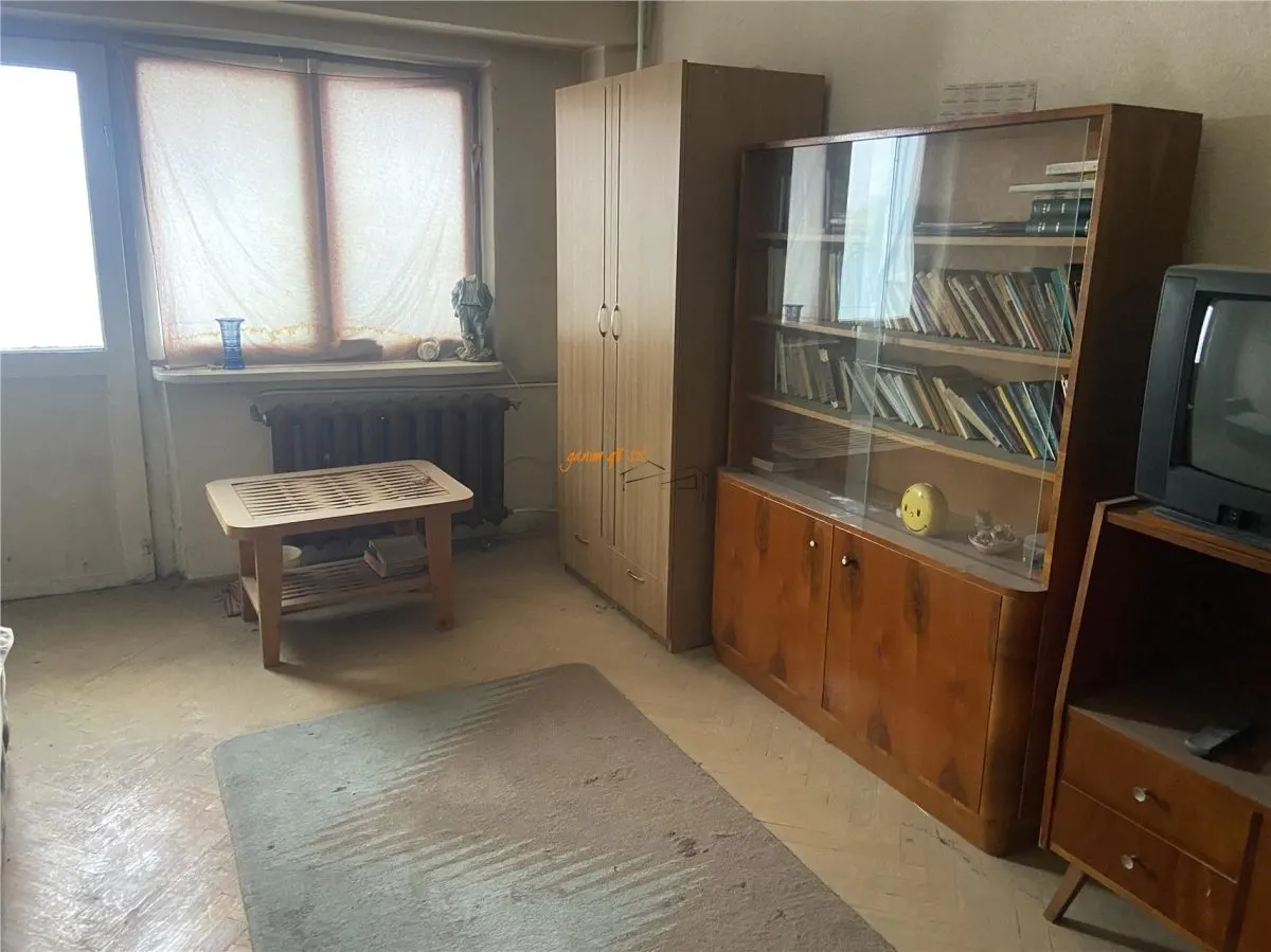 Apartament 3 camere Focșani - poza 1