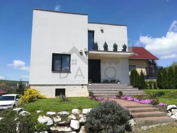 Casă 5 camere Corunca - poza 5