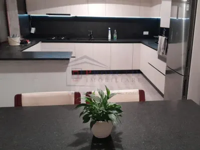 Casă 4 camere Suceava - poza 4