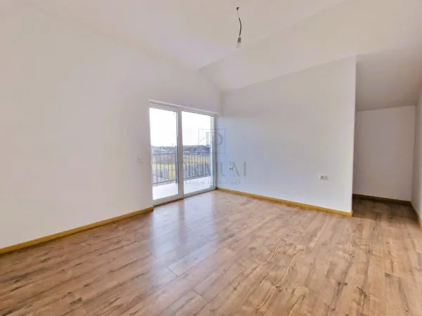 Casă 4 camere Moșnița Nouă - poza 4