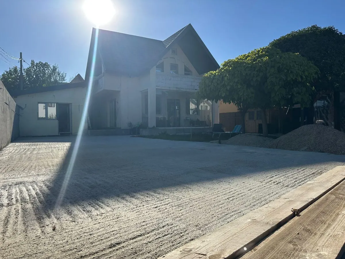 Casă 6 camere Samurcasi - poza 1