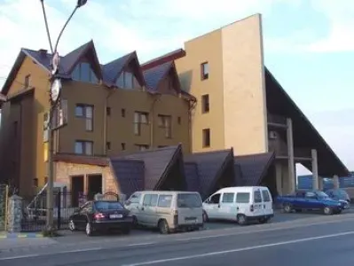 Hotel in Huedin S+P+2E+M Reconvertit în Centru rezidențial pentru vârstnici - Huedin