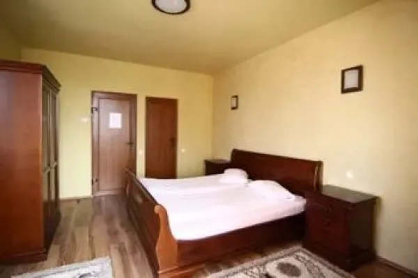 Hotel/Pensiune Huedin - poza 4