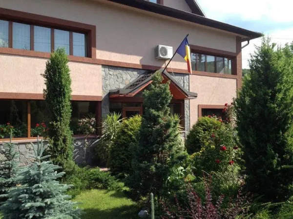 Casă 9 camere Breaza - poza 2