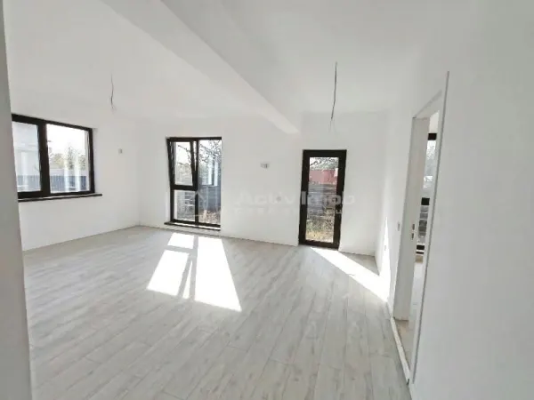 Casă 5 camere Bragadiru - poza 8