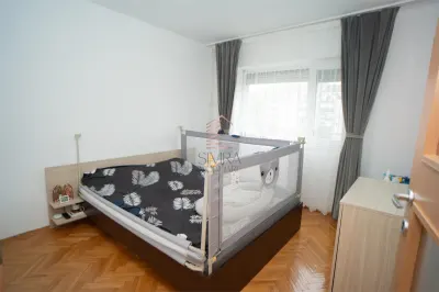 Apartament 3 camere Oradea - poza 3